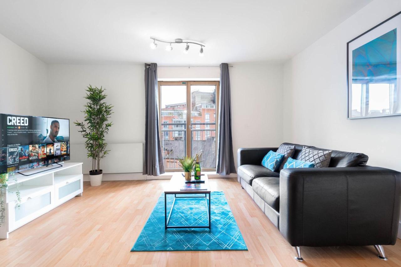 City Centre - Two Bedroom Apartment - Juliet Balcony - Secure Parking - Wifi - Smart Tv 伯明翰 外观 照片